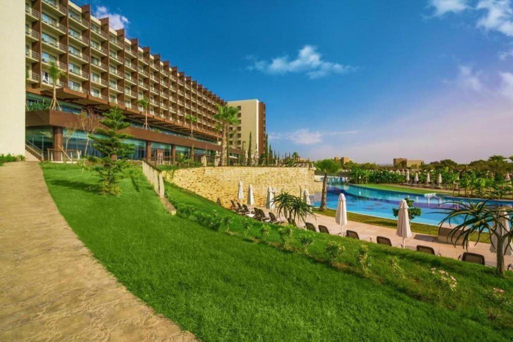 Concorde Luxury Resort & Casino & Convention & Spa Фамагуста Екстериор снимка